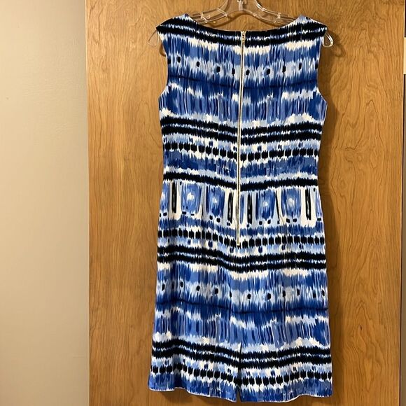 Tahari by Arthur Levine Batique Sleeveless Dress - Picture 2 of 7